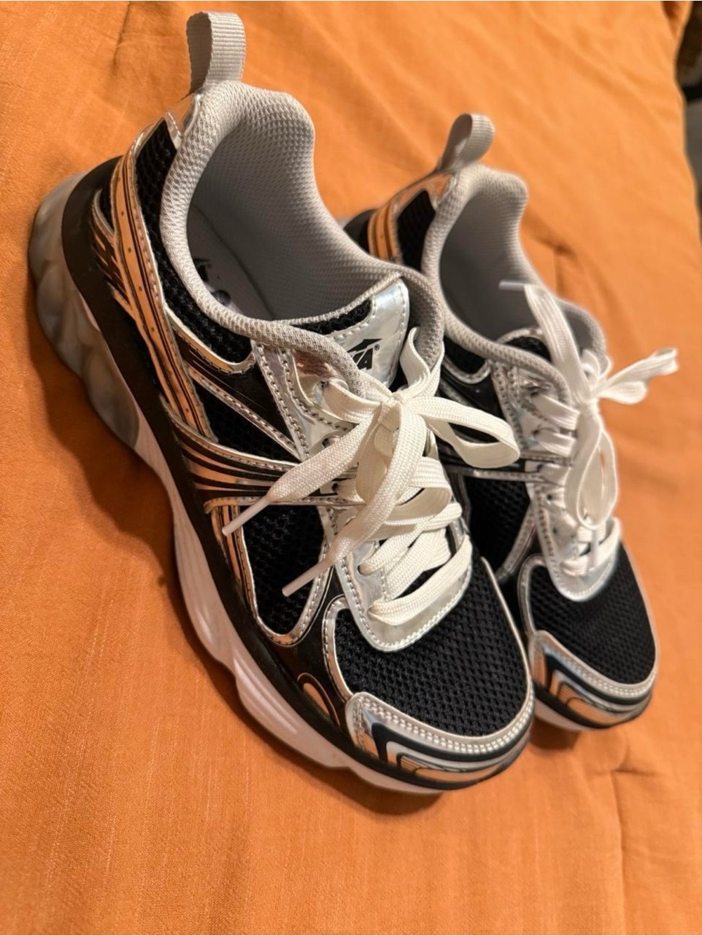Avia Black and Silver Women’s Athletic Sneakers